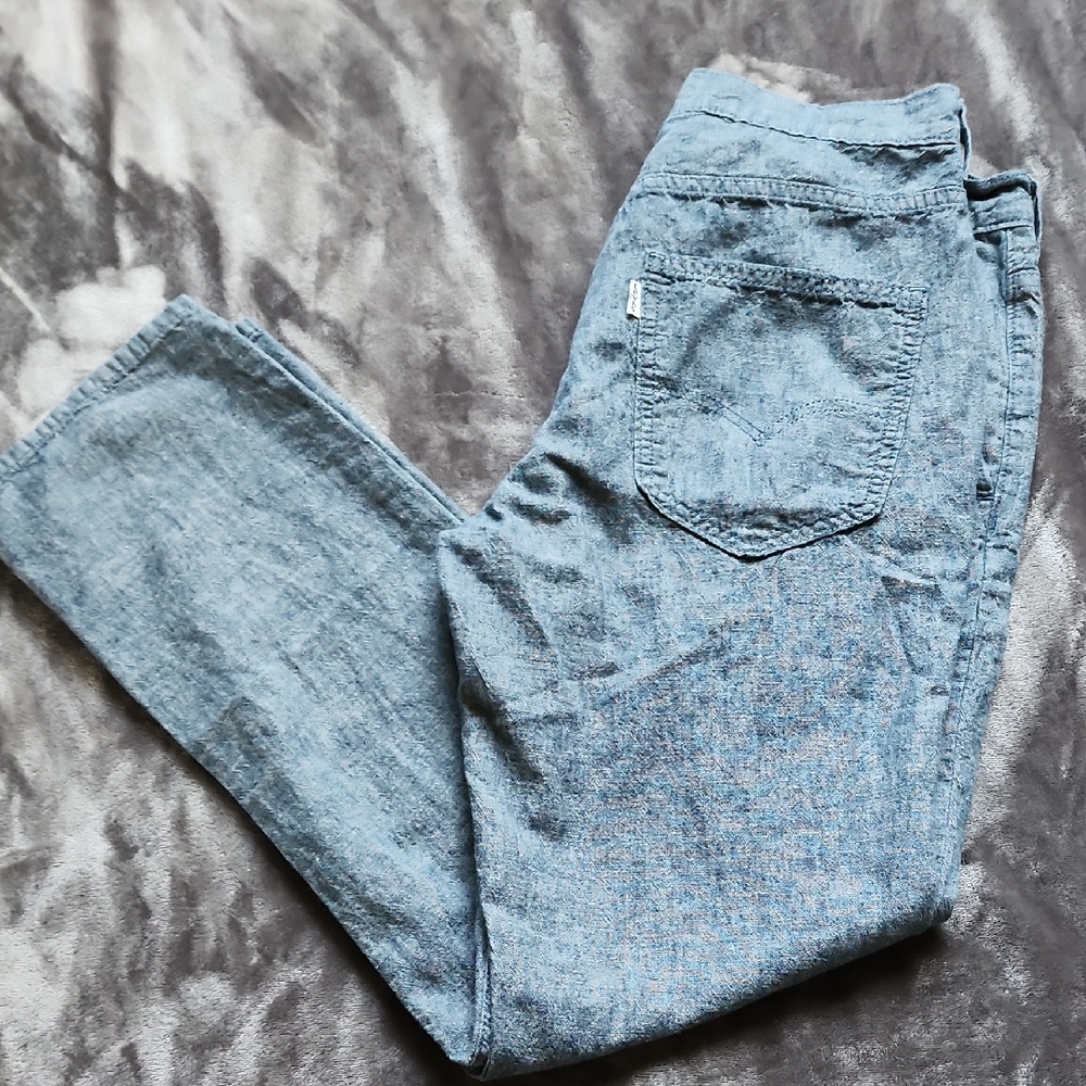 Levi Light Blue Denim Jeans